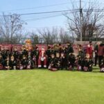 jucatorul-rapidului-a-intrat-in-rolul-de-mos-craciun-pentru-copiii-din-academie-care-a-fost-cel-mai-ravnit-accesoriu