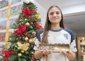 ioana-stancu-este-prima-castigatoare-a-premiului-fotbalista-anului,-oferit-de-gsp