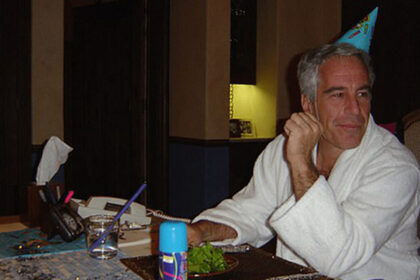 jeffrey-epstein-a-folosit-fete-din-romania!-in-ce-oras-a-trimis-30.000-de-euro?-„suntem-foarte-dezamagiti”