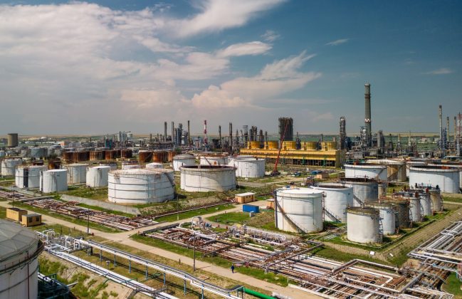 rafinariile-petromidia-si-vega-se-opresc-pentru-30-de-zile-surse-moment-foarte-prost-pentru-romania-–-economica.net