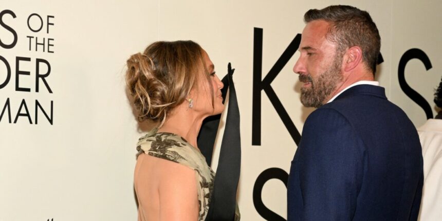 jennifer-lopez-si-ben-affleck,-din-nou-impreuna-inainte-de-craciun!-au-fost-surprinsi-la-cumparaturi