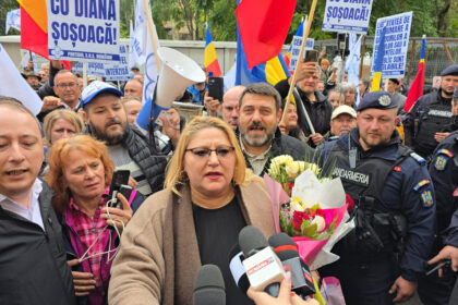 sos-doreste-in-polul-suveranist-si-cheama-aur-si-pot-la-discutii.-au-fost-propuse-doua-date-de-intalnire