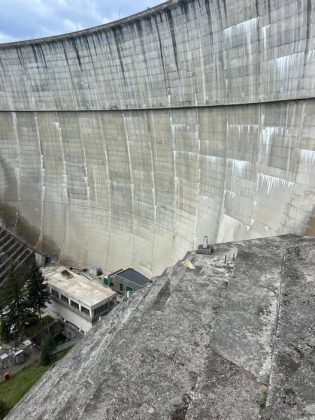 anar:-barajul-paltinu-functioneaza-in-conditii-sigure-si-este-monitorizat-permanent-–-economica.net