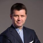 glazura-spirituala-peste-tortul-arogantei-preotul-francisc-dobos-despre-ispita-omului-modern.-video