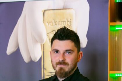 pretul-aurului-ar-putea-ajunge-in-2026-la-5300-de-dolari-uncia-2025-ramane-un-an-cu-crestere-istorica,-de-60%-a-randamentelor-–-victor-dima,-tavex-–-economica.net