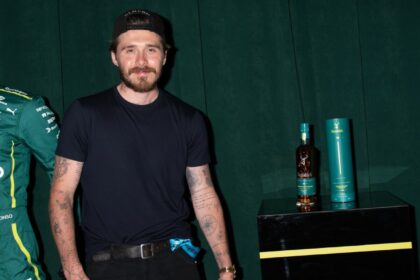 motivul-real-pentru-care-brooklyn-beckham-si-a-blocat-parintii-pe-instagram.-o-persoana-apropiata-a-dezvaluit-totul