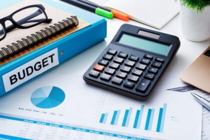 cum-au-invatat-zeci-de-mii-de-romani-sa-se-descurce-cu-banii-sute-de-cursuri-gratuite,-organizate-de-isf-in-2025-–-economica.net