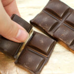 scaderea-accentuata-a-productiei-de-cacao-poate-duce-la-disparitia-ciocolatei,-pana-in-2050.-planta-care-ar-putea-salva-aceasta-industrie