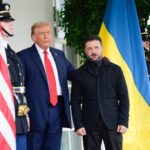 volodimir-zelenski-si-donald-trump-discuta-la-mar-a-lago-despre-planul-de-pace-al-ucrainei-/-trump:-au-mai-ramas-una-sau-doua-chestiuni-spinoase-in-negocierile-pentru-pacea-din-ucraina-/-trump:-exista-beneficii-economice-importante-pentru-ucraina