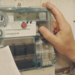 noi-preturi-la-energie-electrica,-de-la-1-ianuarie,-pentru-toti-romanii-cat-veti-plati-la-factura-–-economica.net