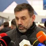 dinamo-a-decolat-azi-spre-antalya-cu-eissat-in-lot-zeljko-kopic:-cu-totii-asteptam-mai-multe-transferuri!.-ce-a-spus-despre-vatajelu