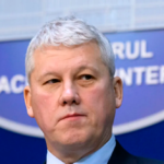romania,-sub-asediul-vremii-extreme:-15c,-blackout-uri-si-risc-de-inundatii.-ministrul-catalin-predoiu-activeaza-masuri-de-urgenta