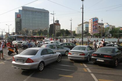 sistemul-par-impar,-aplicat-si-in-romania-in-perioada-comunista,-reapare-in-discutie-intr-o-capitala-europeana-din-cauza-traficului-intens