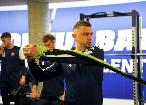 atac-la-varful-superligii:-ne-ploua-in-vestiar!-sunt-zero-conditii