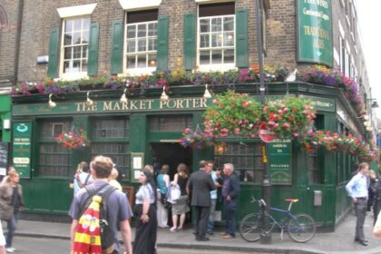 guvernul-britanic-vrea-sa-adopte-masuri-fiscale-pentru-sprijinirea-pub-urilor-–-economica.net