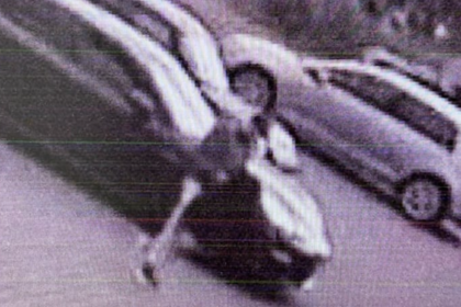 hotul-cu-porsche:-roman,-acuzat-ca-a-jefuit-10-supermarketuri-intr-o-singura-zi.-ce-metoda-folosea