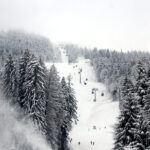 tot-mai-multe-orase-din-romania-au-introdus-taxe-pentru-turisti,-din-2026.-cesume-se-platesc-acum-in-bucuresti,-brasov-sau-sibiu