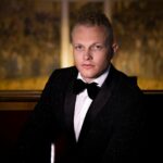 stagiunea-musical-extravaganza,-cu-stefan-von-korch,-ajunge-la-teatrul-national-din-bucuresti-si-la-gradina-de-vara-herastrau-|-revista-biz-–-prima-revista-de-business-din-romania