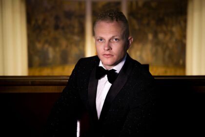 stagiunea-musical-extravaganza,-cu-stefan-von-korch,-ajunge-la-teatrul-national-din-bucuresti-si-la-gradina-de-vara-herastrau-|-revista-biz-–-prima-revista-de-business-din-romania