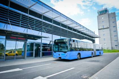 un-barbat-a-murit-cu-zile,-intr-un-autobuz-din-sibiu,-pentru-ca-pasagerii-nu-l-au-anuntat-pe-sofer.-motivul-este-incredibil