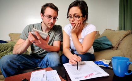 cat-castiga-romanii?-care-au-fost-veniturile-medii-lunare-ale-gospodariilor-din-romania-la-sfarsitul-anului-2025-–-(date-oficiale-ins)-–-economica.net