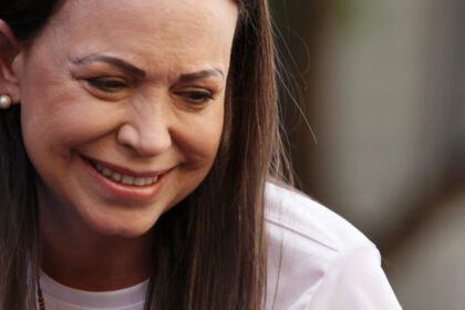 maria-corina-machado-spune-ca-i-a-oferit-lui-trump-medalia-premiului-nobel-pentru-pace-in-timpul-intalnirii-de-la-casa-alba