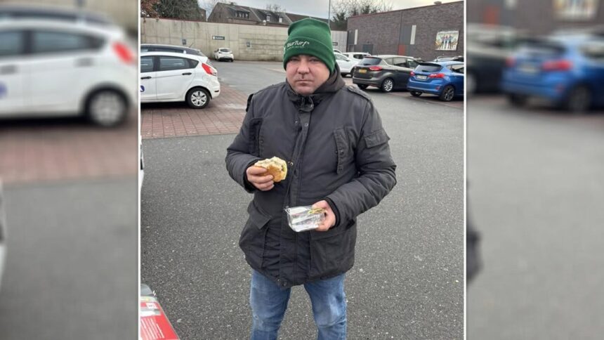 barbatul-care-a-ajuns-sa-traiasca-pe-strazi-dupa-ce-a-fost-inselat-la-locul-de-munca.-gruia-andrei-doarme-acum-intr-o-biserica