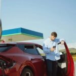 opm-e-charge-anunta-schimbari-in-sistemul-de-tarifare-de-la-statiile-de-incarcare-renovatio-pentru-masini-electrice-–-economica.net