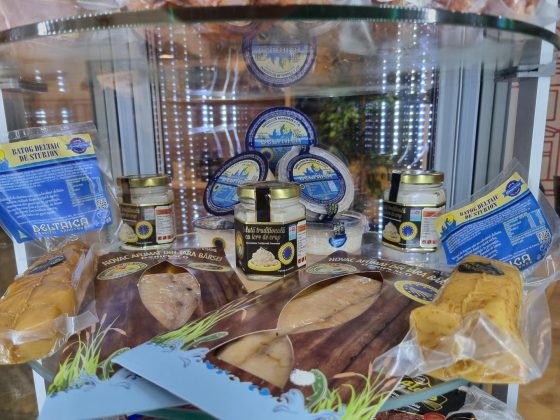 (foto)-romania-e-prezenta-si-in-acest-an-la-expozitia-„saptamana-verde”-de-la-berlin-printre-produsele-prezentate-se-numara:-magiunul-de-topoloveni,-carnatii-de-plescoi-si-telemeaua-de-ibanesti-–-economica.net