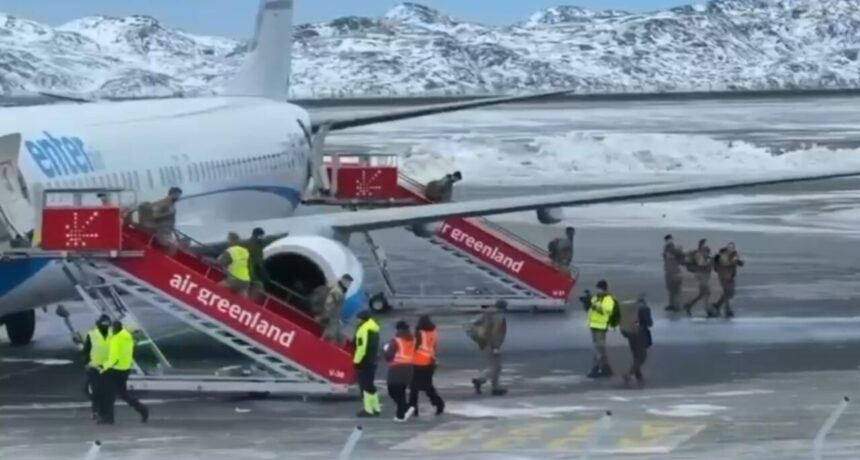 primele-imagini-cu-ofiterii-fortelor-armate-germane-care-au-ajuns-in-groenlanda,-in-perspectiva-unui-conflict-cu-sua-pe-tema-anexarii-teritoriului