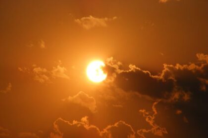 anm:-anul-2025,-al-patrulea-cel-mai-calduros-in-istoria-masuratorilor-din-romania,-fiind-marcat-si-de-o-succesiune-de-fenomene-meteo-extreme-–-economica.net