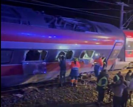 cel-putin-24-morti-dupa-accidentul-feroviar-din-spania-doua-trenuri-de-mare-viteza-s-au-ciocnit-–-video-–-economica.net