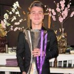 cine-este-liceanul-care-a-ingenuncheat-o-pe-fcsb:-leit-leit-stanciu!-deja-in-istoria-clubului,-are-un-vis-inedit:-stiti-ce-as-face-eu-cu-500.000-de-euro?