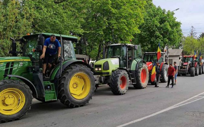 peste-200-de-fermieri-romani-vor-particpa-marti-la-strasbourg-la-un-protest-impotriva-incheierii-acordului-comercial-dintre-ue-si-mercosur-–-economica.net