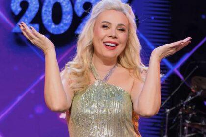 cum-arata-dana-savuica-in-costum-de-baie-la-aproape-56-de-ani.-ca-femeie,-nu-e-usor-sa-iti-accepti-varsta