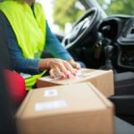 puteti-returna-un-colet-fara-a-avea-nevoie-de-o-imprimanta?-iata-cum-se-procedeaza-pas-cu-pas-(p)