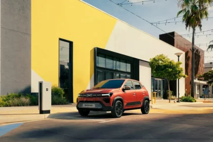 reducere-semnificativa-de-pret-pentru-modelul-dacia-spring,-inainte-de-lansarea-noilor-motoare.-se-vinde-mai-ieftin-decat-cu-programul-rabla