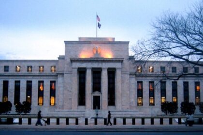 trump-anunta-noul-sef-de-la-fed-–-economica.net