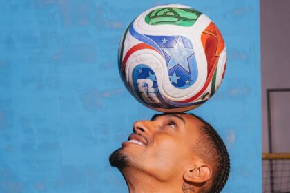 brazilianca-blonda-care-nu-sta-cu-el-doar-pentru-bani.-povestea-nataliei-belloli,-femeia-de-langa-raphinha