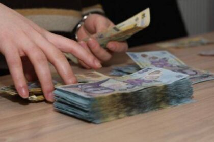 care-a-fost-salariul-mediu-net-in-romania,-in-decembrie-2025-–-date-ins-–-economica.net