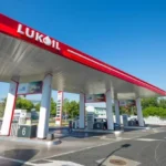 oficial:-guvernul-a-introdus-supravegherea-extinsa-pentu-rafinaria-petrotel,-benzinariile-lukoil-si-perimetrul-offshore-trident-–-economica.net