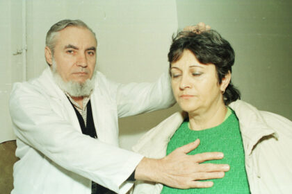 mudava,-prezidentiabilul-care-promitea-sa-vindece-romania:-legenda-unui-personaj-posibil-doar-aici