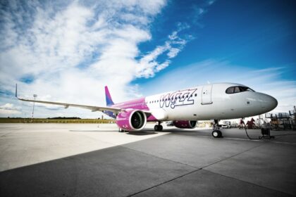 record-de-amanari-la-o-cursa-wizz-air-care-trebuia-sa-plece-din-valencia-spre-otopeni.-zborul-a-fost-reprogramat-de-11-ori