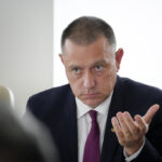 mihai-fifor,-atac-la-adresa-premierului-in-timpul-sedintei-de-guvern:-reforma-lui-ilie-saracie-s-a-transformat-intr-o-povara-zilnica”-/-bugetul-sa-includa-masurile-de-solidaritate-ale-psd”