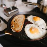 specialistii-spun-in-ce-tigai-este-sigur-sa-gatesti-si-de-ce-e-recomandat-sa-renunti-la-teflon