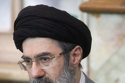 cine-este-mojtaba-khamenei,-fiul-lui-ali-khamenei-si-noul-lider-suprem-al-iranului