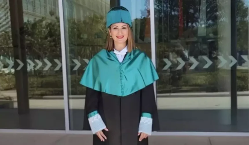 noaptea-munca,-ziua-scoala.-mirela,-de-la-menajera-in-spania,-la-doctor-magna-cum-laude-al-universitatii-almeira