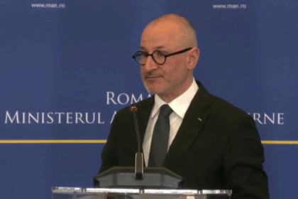 reactia-mae,-dupa-ce-fiica-lui-victor-ponta-nu-a-fost-primita-in-avion,-alaturi-de-cuplurile-care-au-revenit-in-tara-„cu-prioritate”