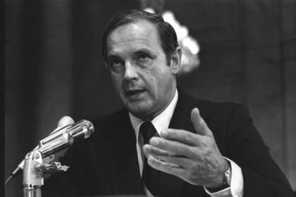 fostul-consilier-al-lui-robert-nixon,-a-carui-marturie-a-influentat-ancheta-watergate,-a-murit