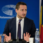 nicu-stefanuta-despre-drepturile-reproductive,-criza-locuintelor-si-bursele-sociale-pentru-tineri:-ue-poate-sa-intervina-pentru-sanatatea-integrala-a-femeii,-inclusiv-sanatatea-reproductiva”